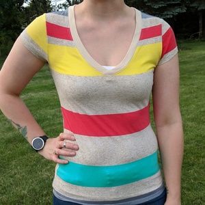 No Boundaries V Neck Short Sleeve Tee